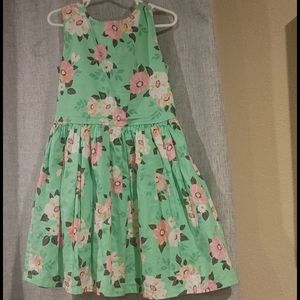 Beautiful fancy Carter's girls dress, size 6.